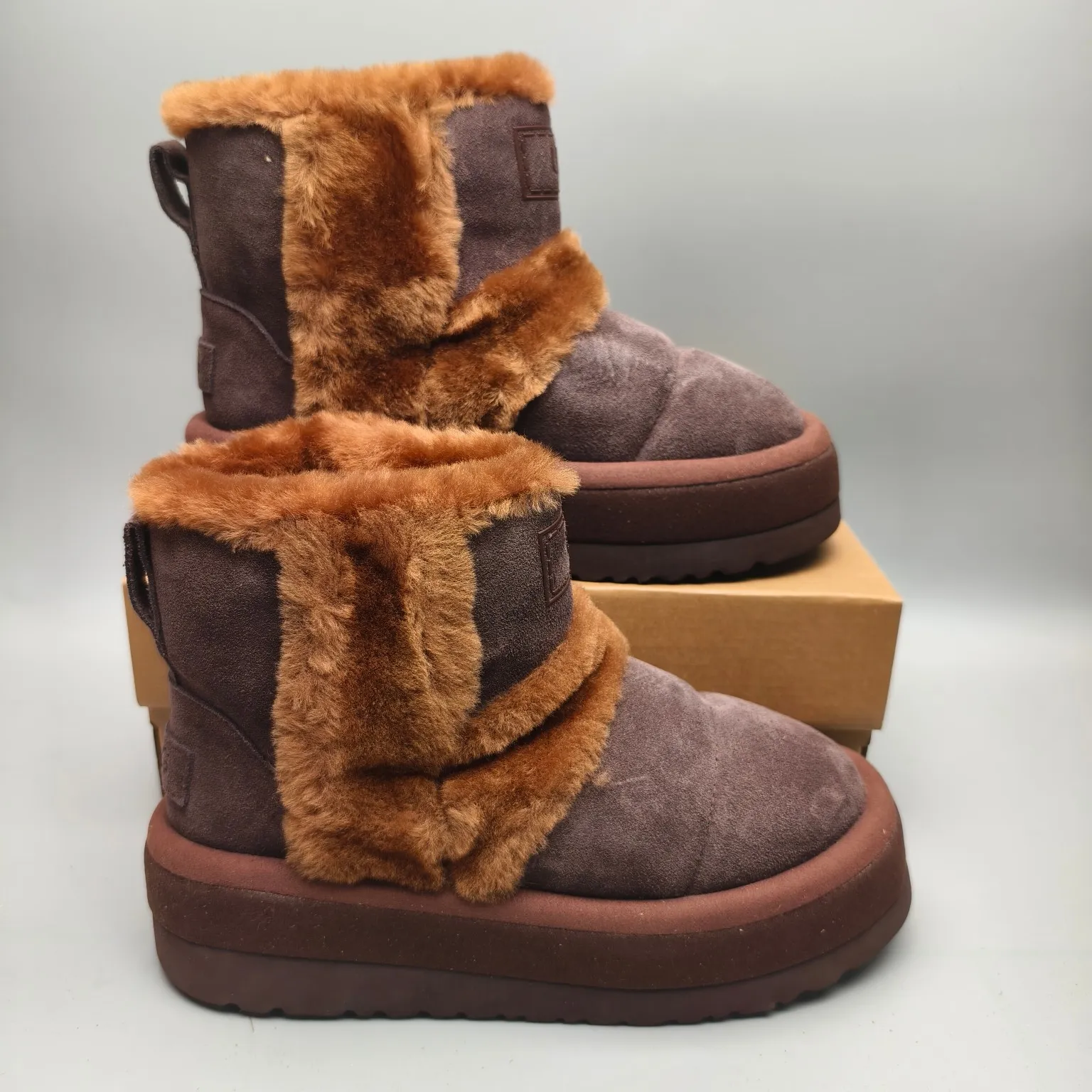 💰600 UGG sheepskin all-in-one snow boots 3316 caterpillar thick-soled mid-top casual shoes Color: Maroon Chocolate Size: 35-41